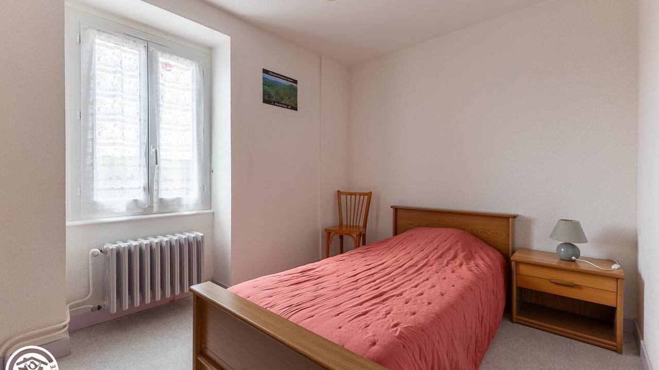 Photo of Bedroom in Miremont