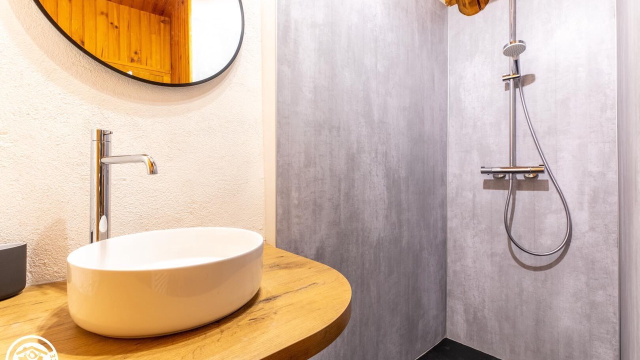 Photo of Bathroom in Chambon-sur-Lac