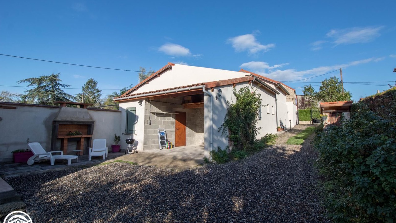Photo of Outdoor in Thuret