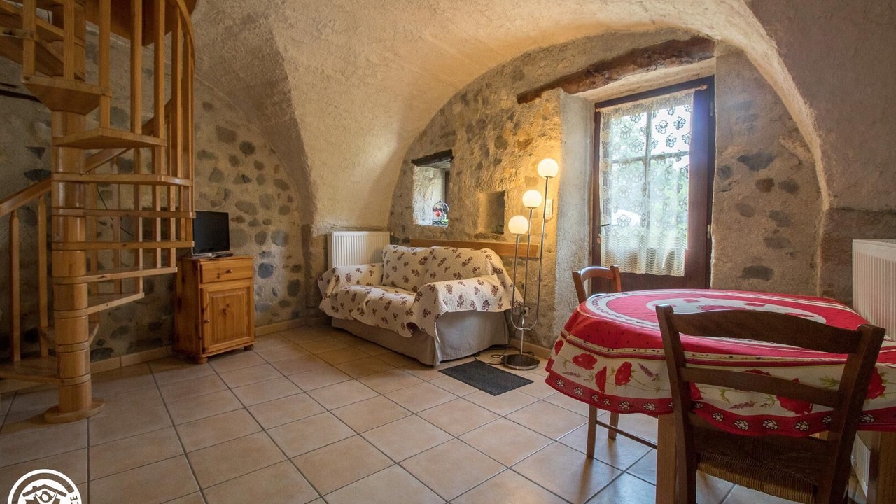 Photo of Livingroom in Parent