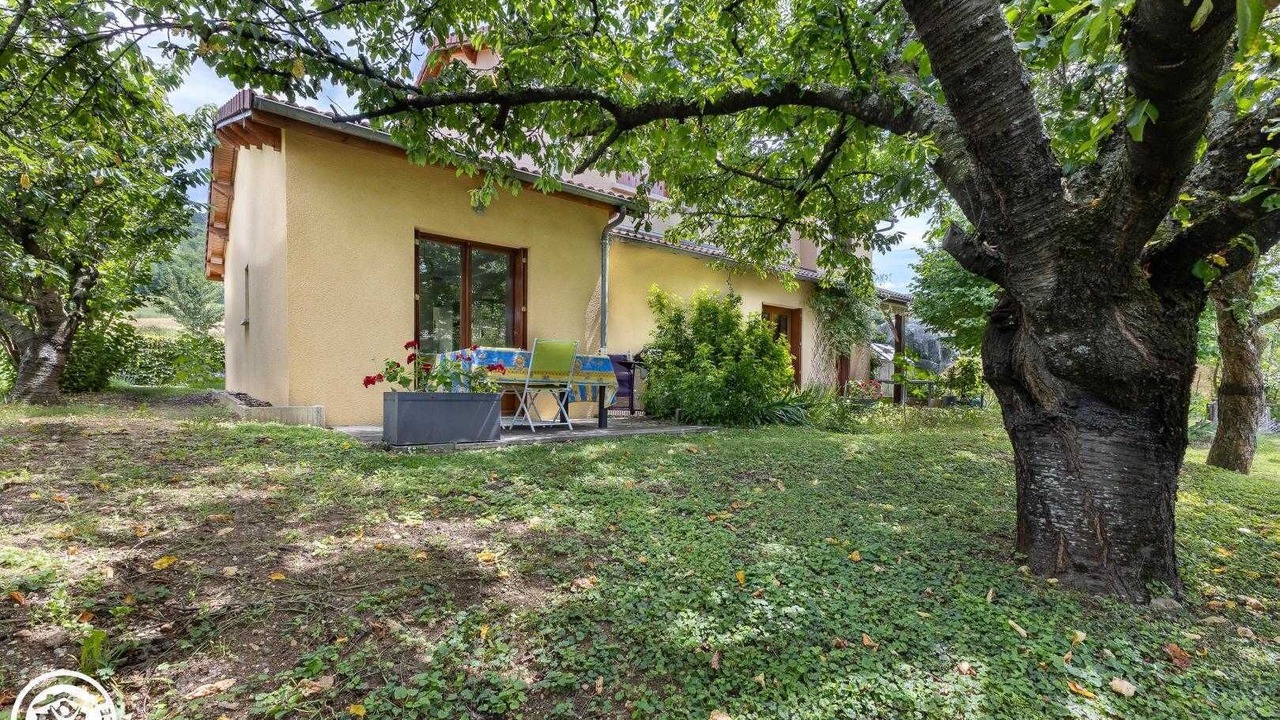 Photo of Patio Balcony in Mirefleurs