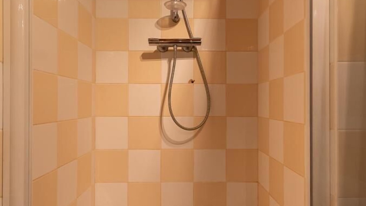 Photo of Bathroom in Echandelys