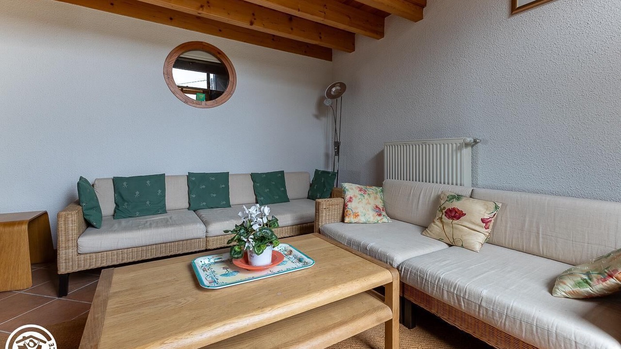 Photo of Livingroom in Echandelys