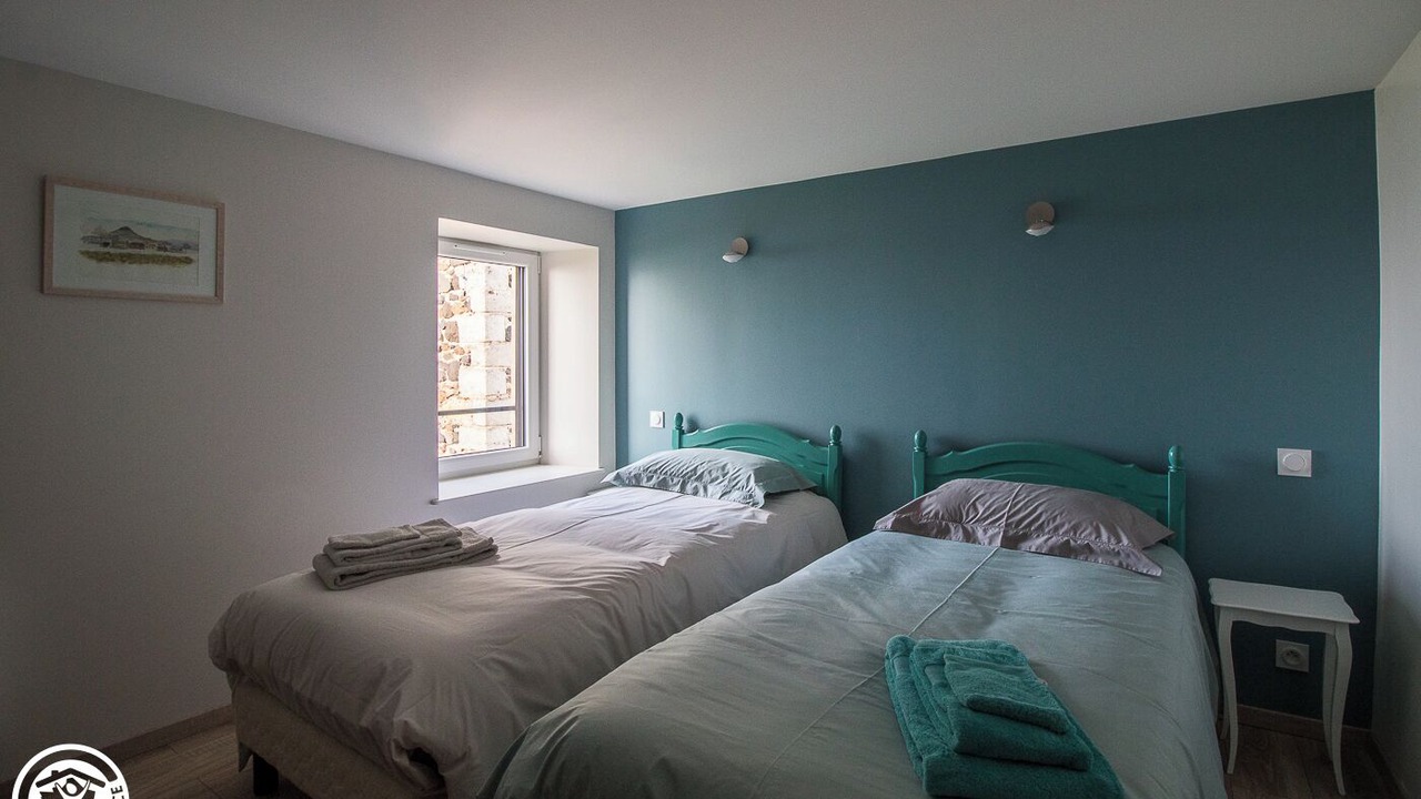 Photo of Bedroom in Usson