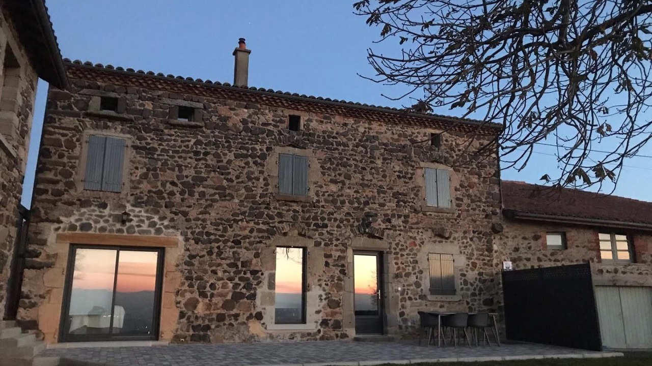 Photo of Outdoor in Usson