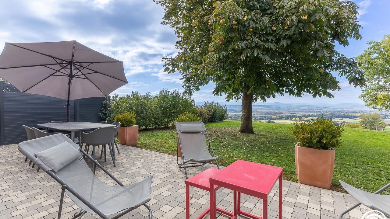 Photo of Outdoor in Usson