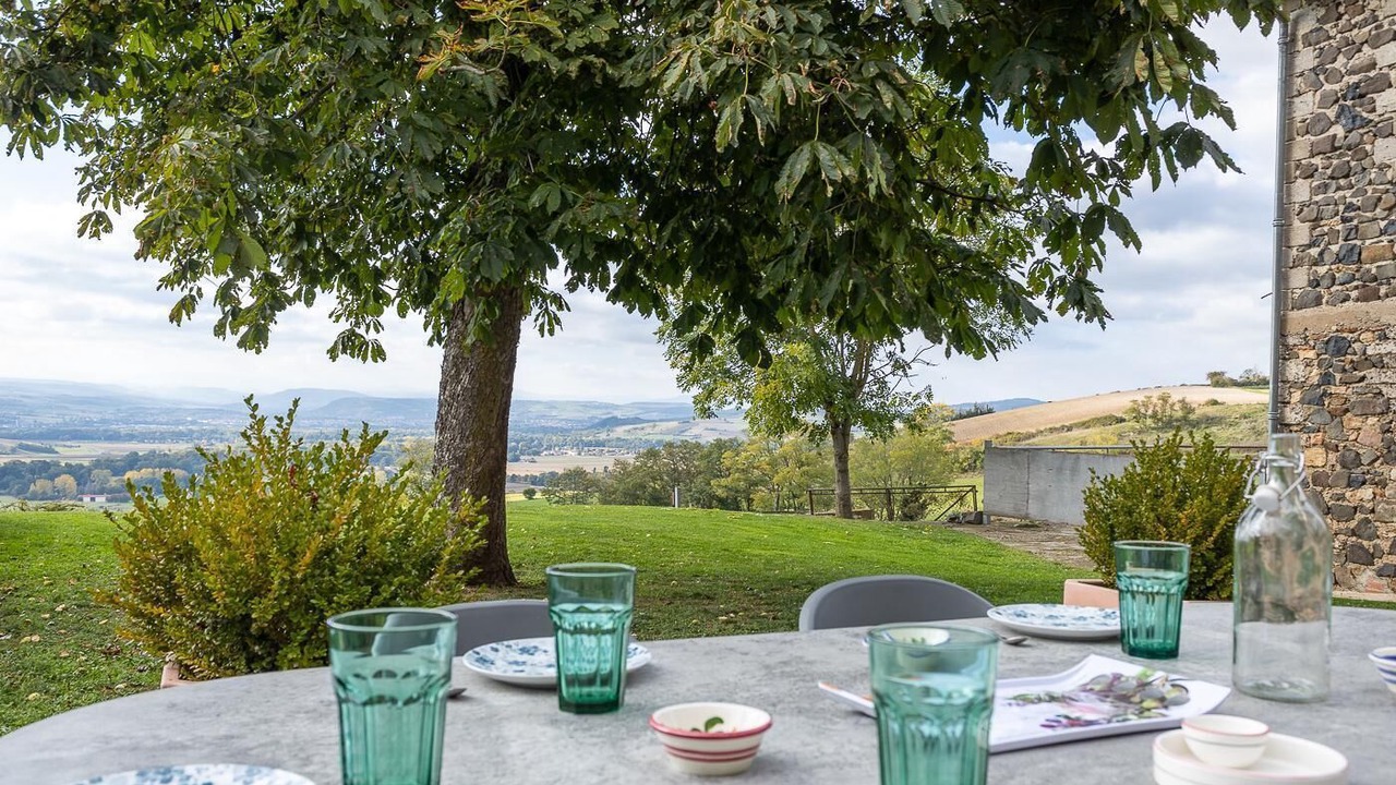 Photo of Outdoor in Usson