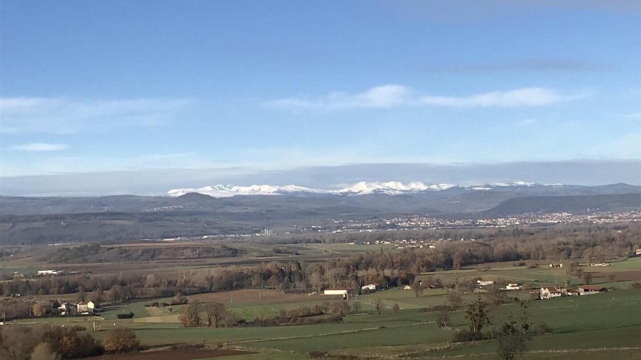 Photo of Others in Usson