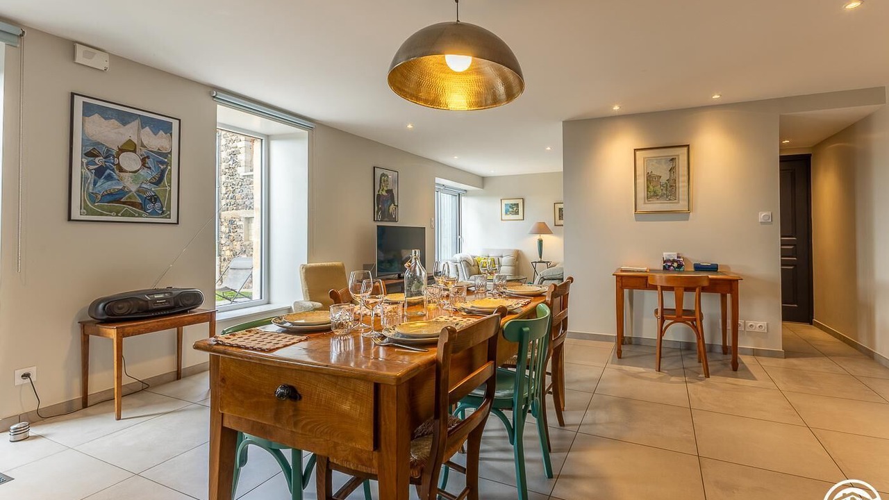 Photo of Others in Usson