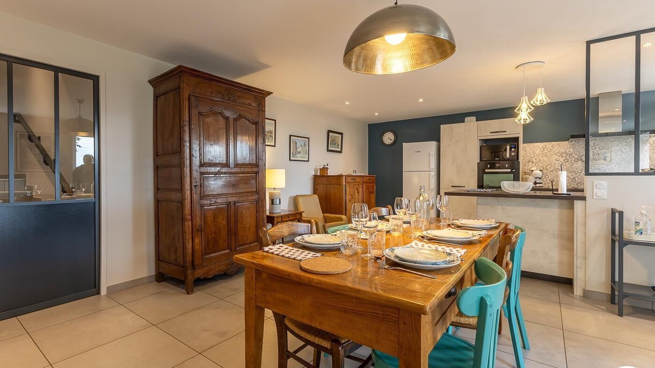 Photo of Others in Usson