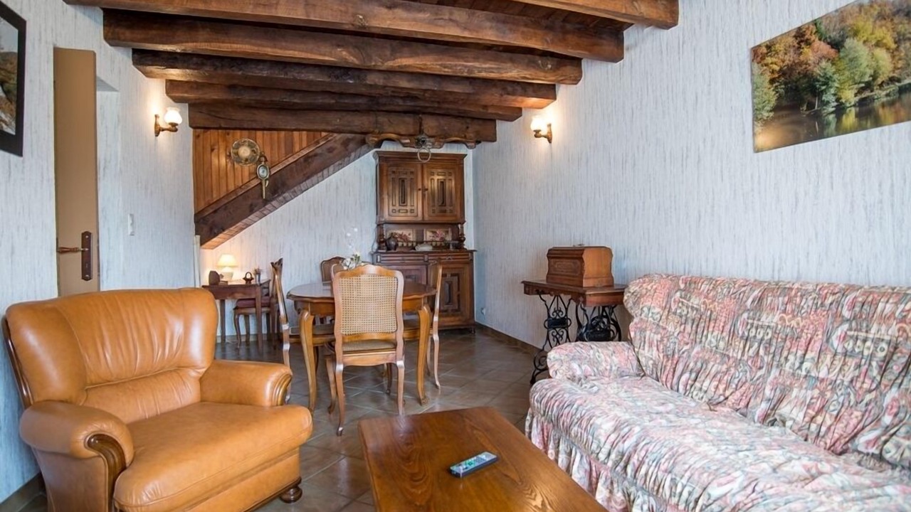 Photo of Livingroom in Miremont
