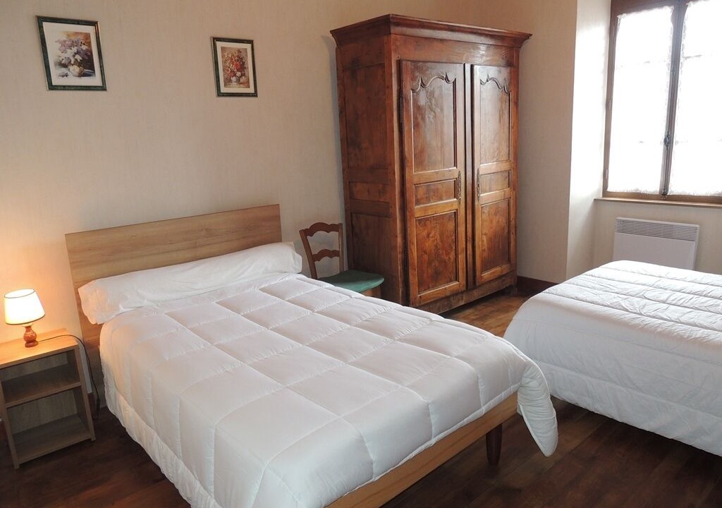 Photo of Bedroom in Miremont