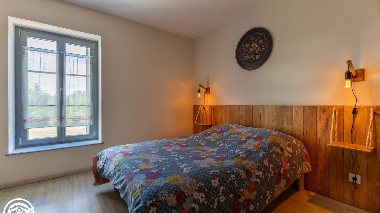 Photo of Bedroom in Montpeyroux