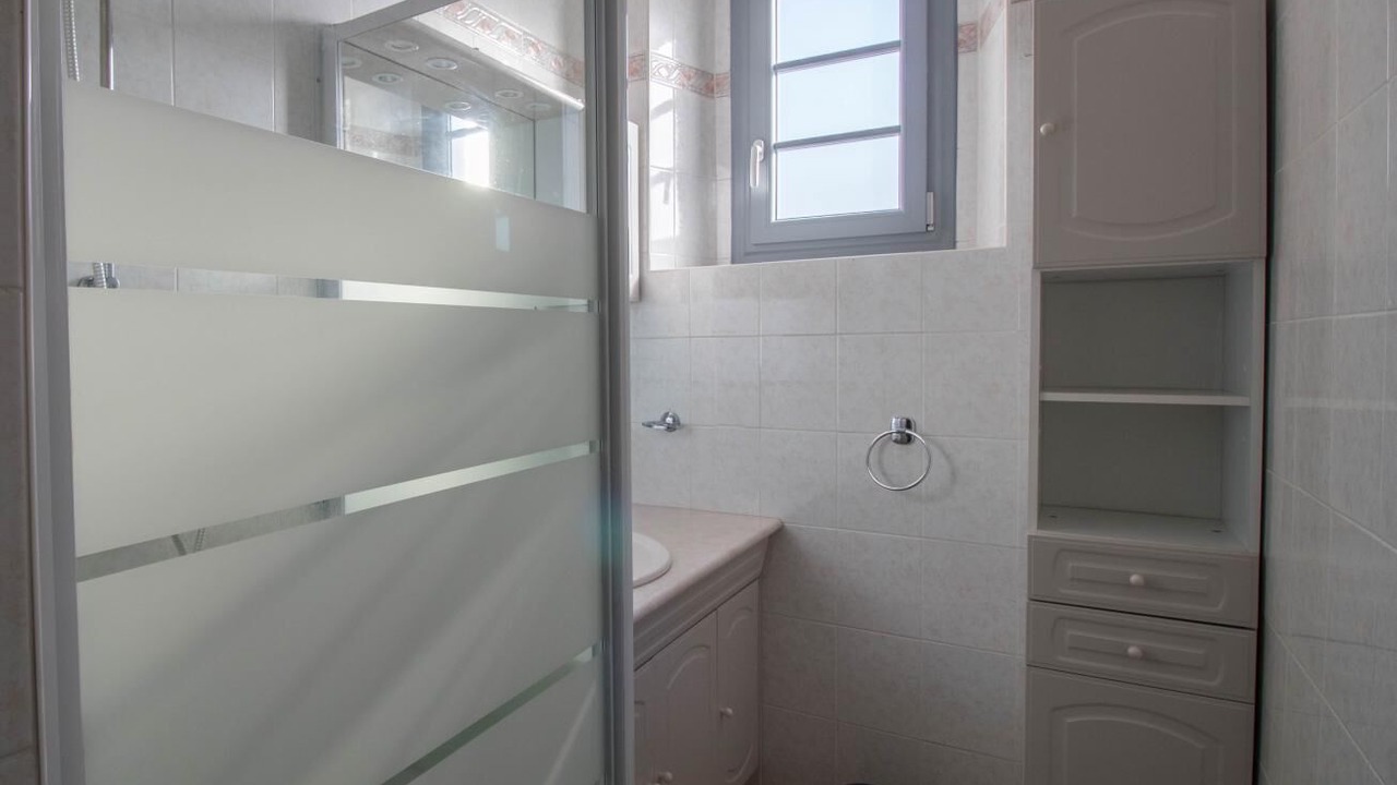 Photo of Bathroom in Montpeyroux