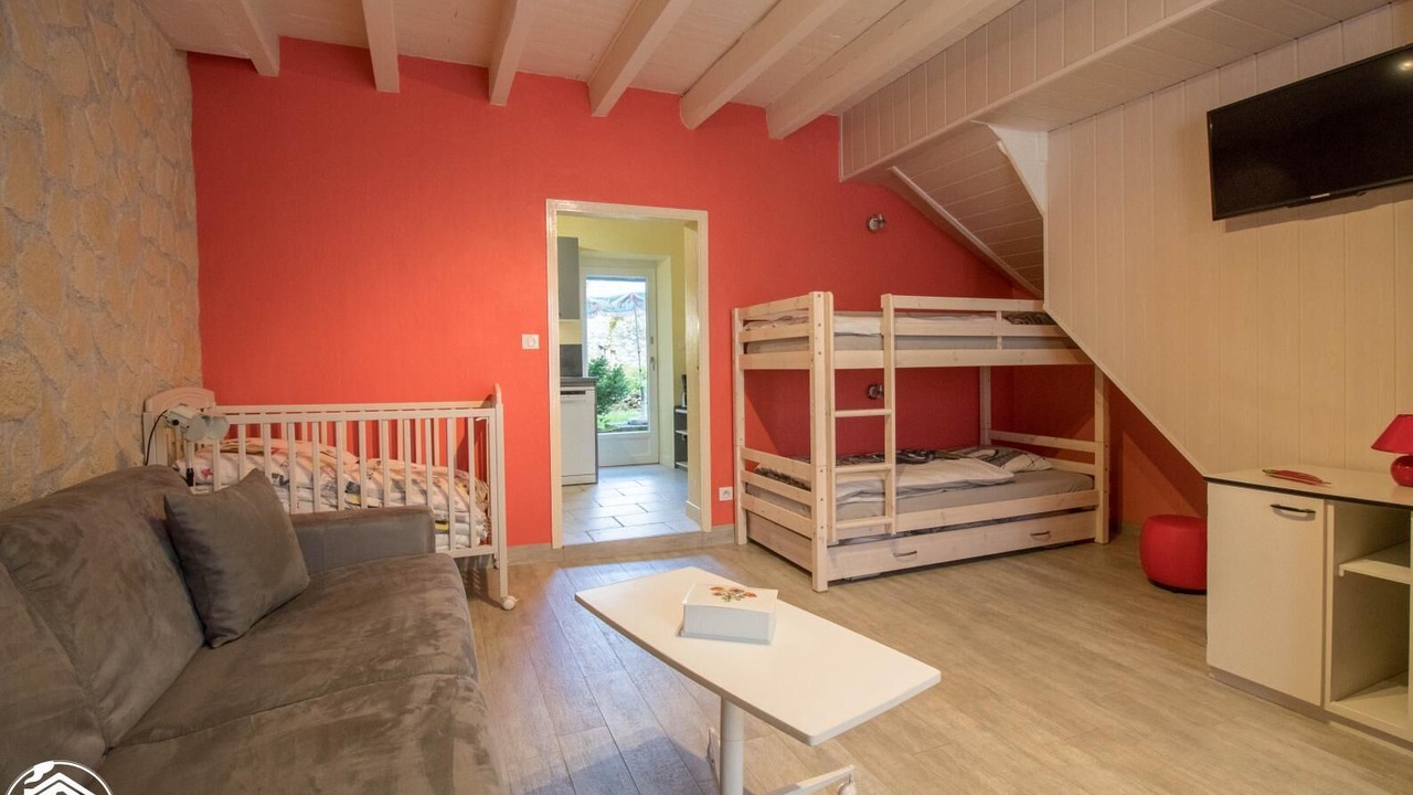 Photo of Bedroom in Charbonnieres-les-Varennes