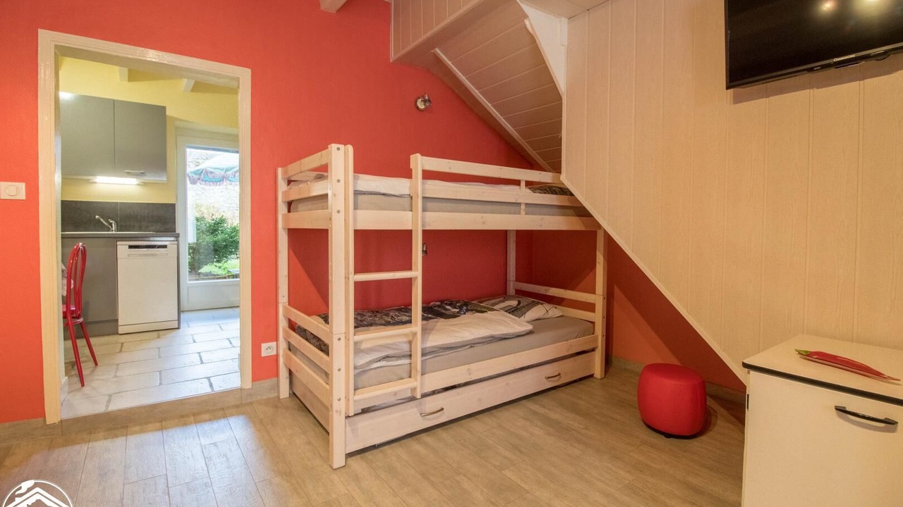 Photo of Bedroom in Charbonnieres-les-Varennes