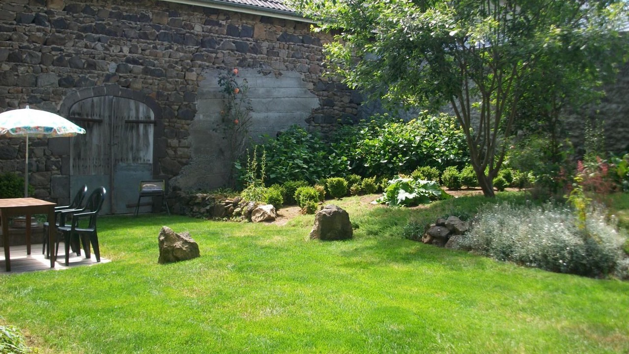 Photo of Patio Balcony in Charbonnieres-les-Varennes