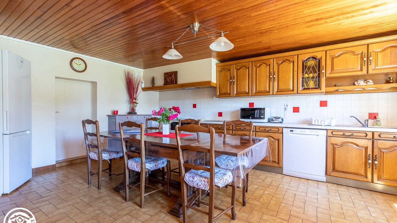 Photo of Kitchen in Charbonnieres-les-Varennes