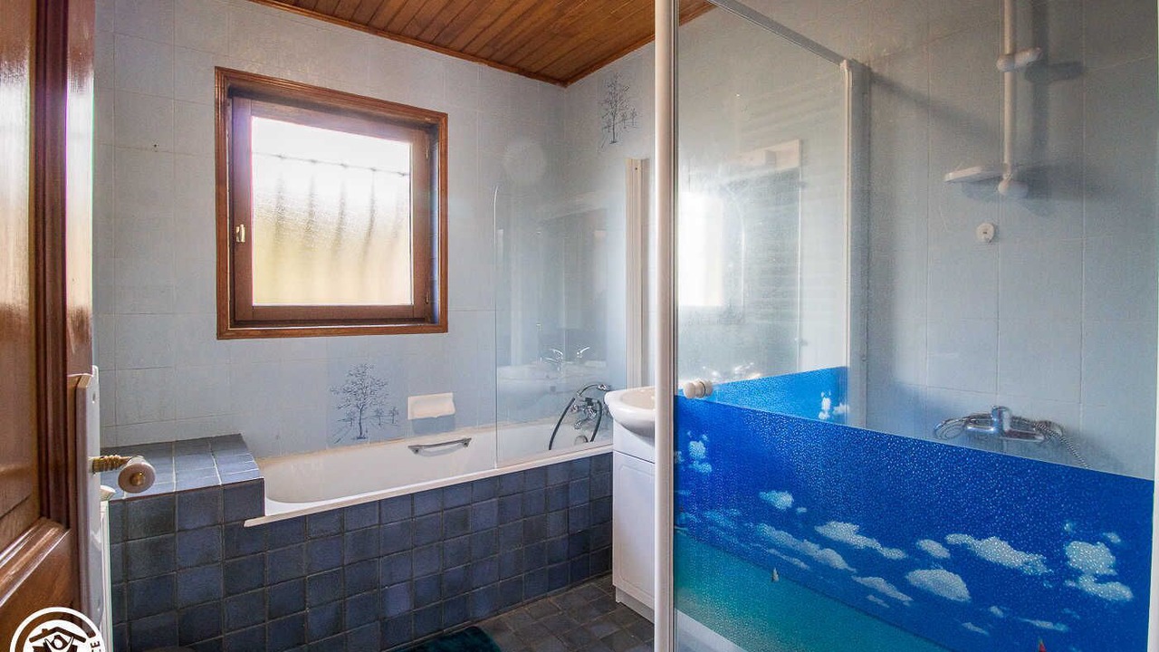 Photo of Bathroom in Saint-Alyre-es-Montagne