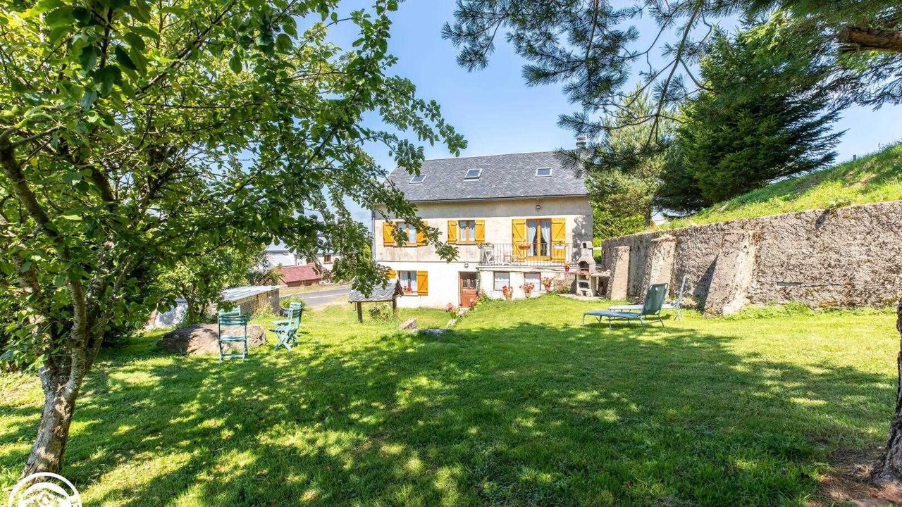 Photo of Outdoor in Saint-Alyre-es-Montagne