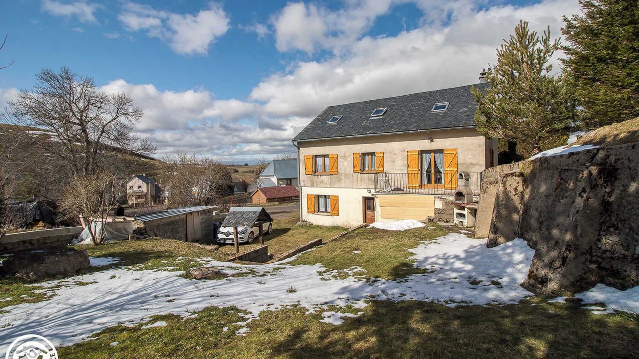 Photo of Outdoor in Saint-Alyre-es-Montagne