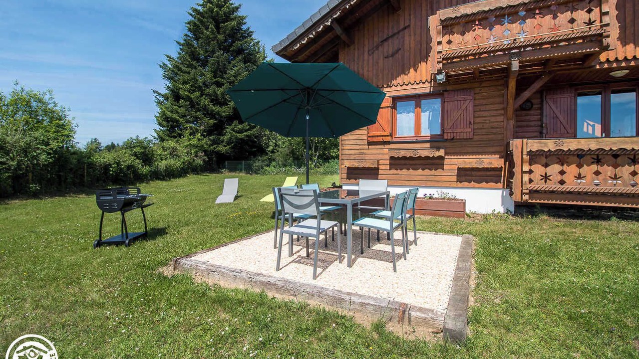 Photo of Outdoor in Briffons