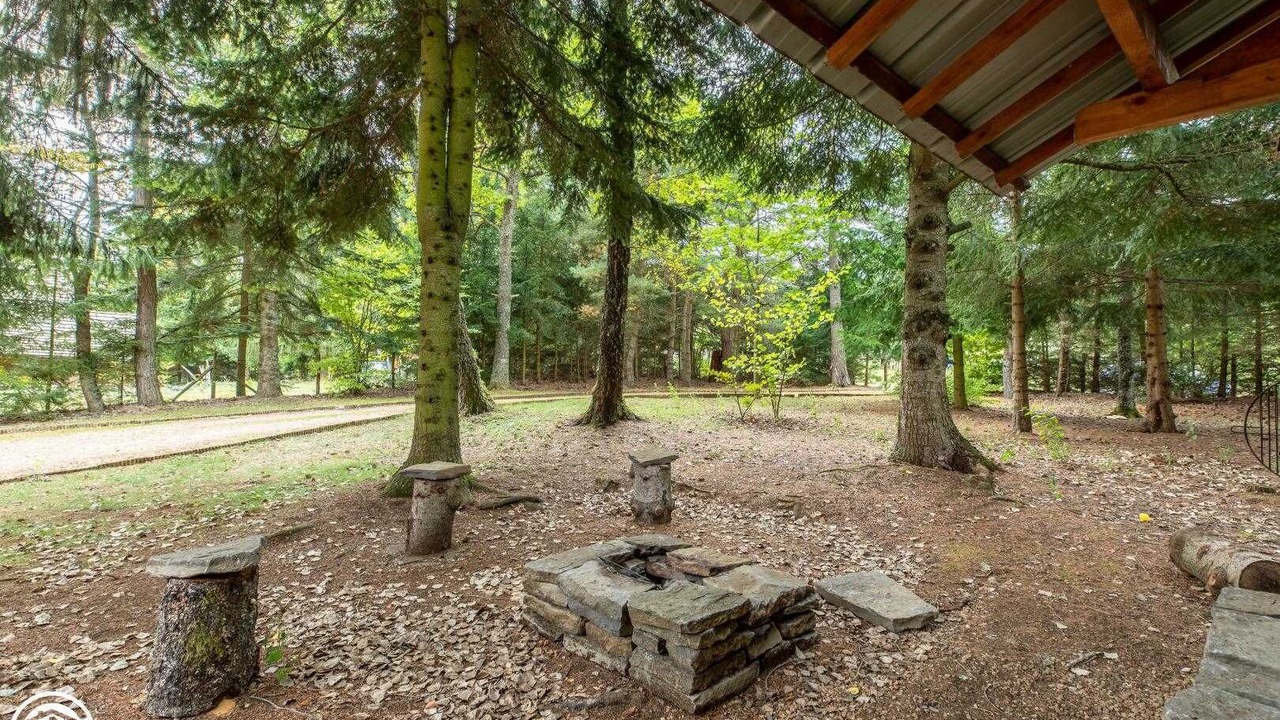 Photo of Outdoor in Aydat