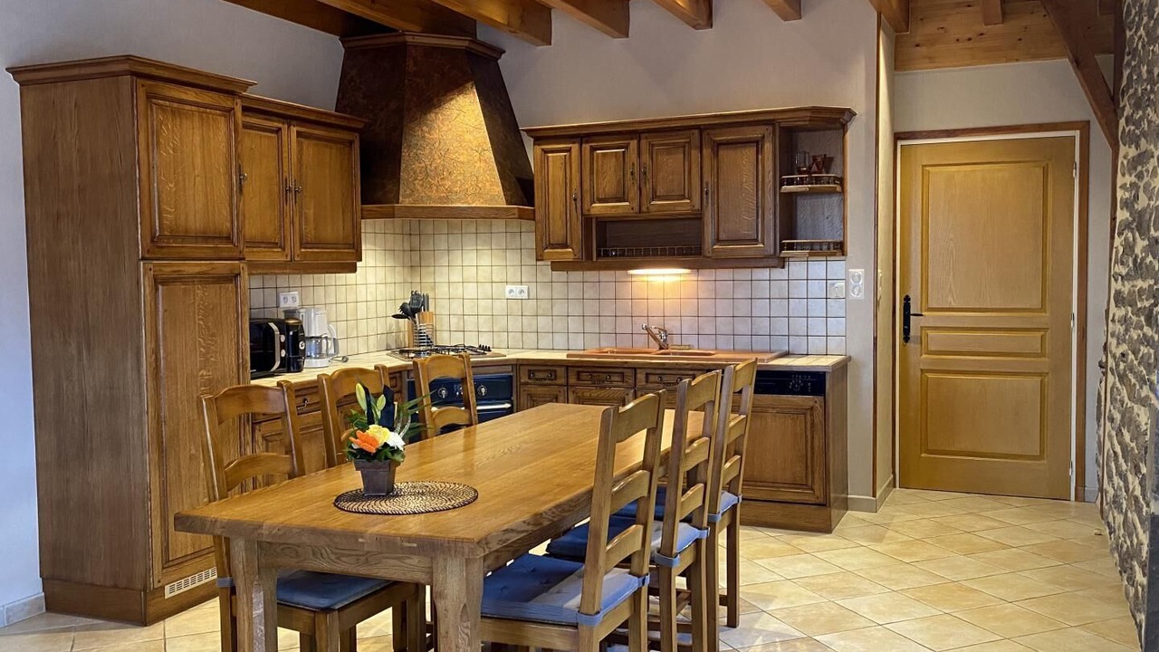 Photo of Others in Perpezat