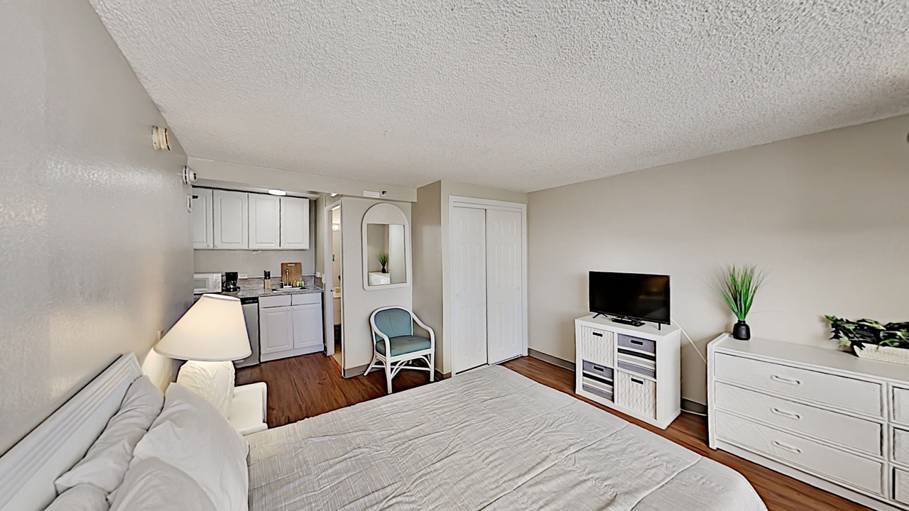 Photo of Bedroom in McCully - Moiliili