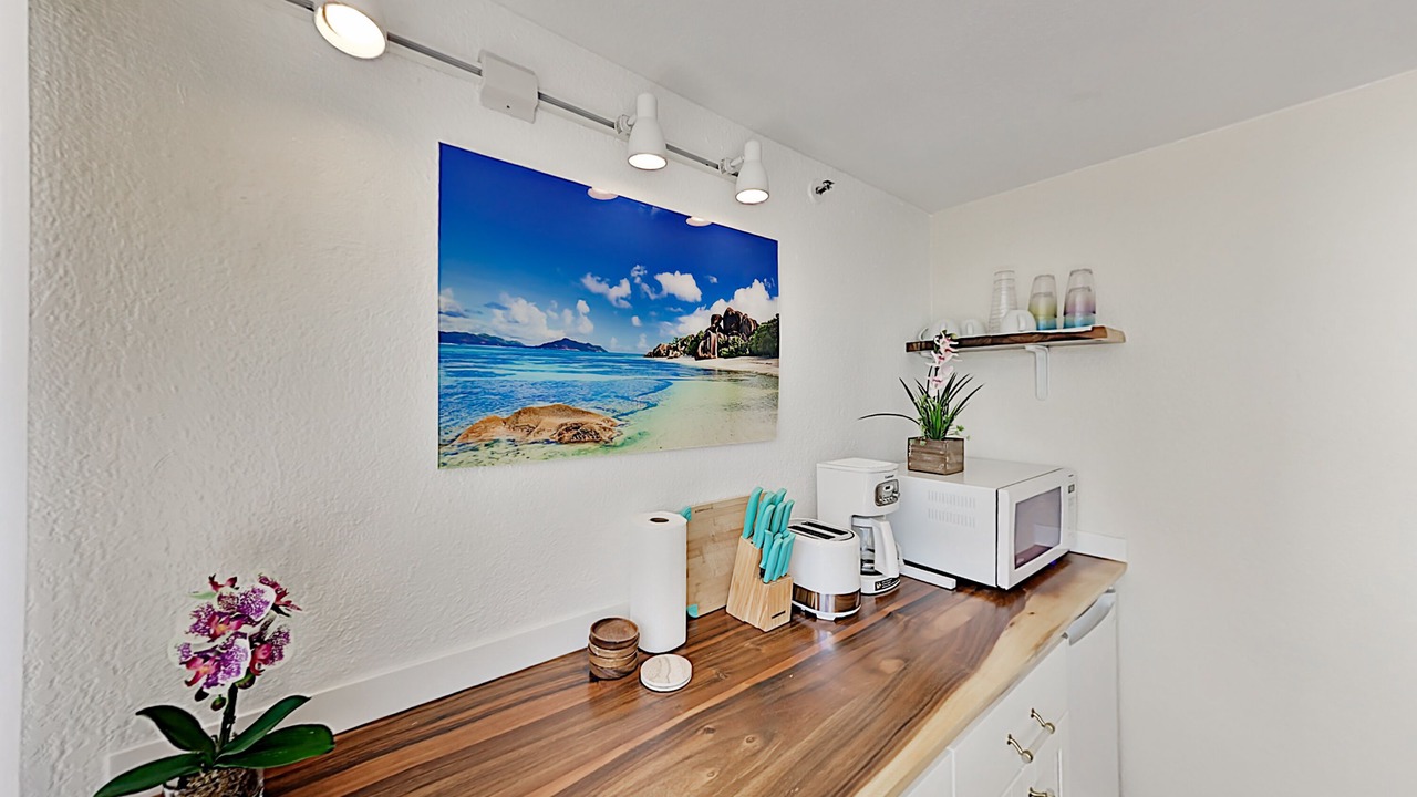 Photo of Others in McCully - Moiliili