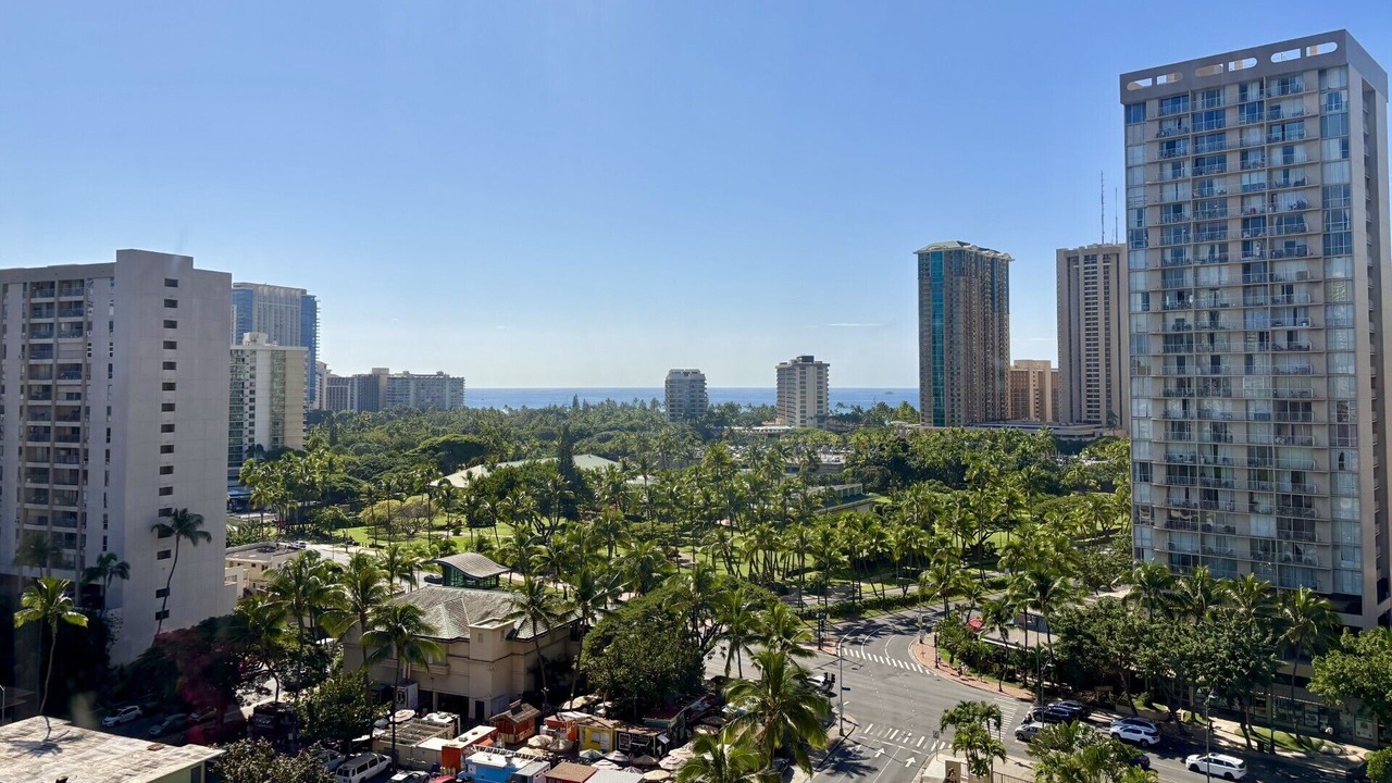 Photo of Others in McCully - Moiliili