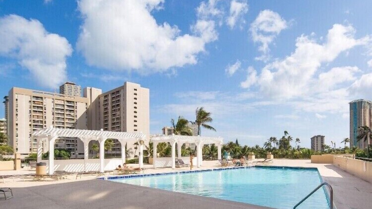 Photo of Outdoor in McCully - Moiliili