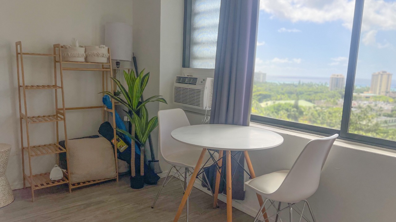 Photo of Others in McCully - Moiliili