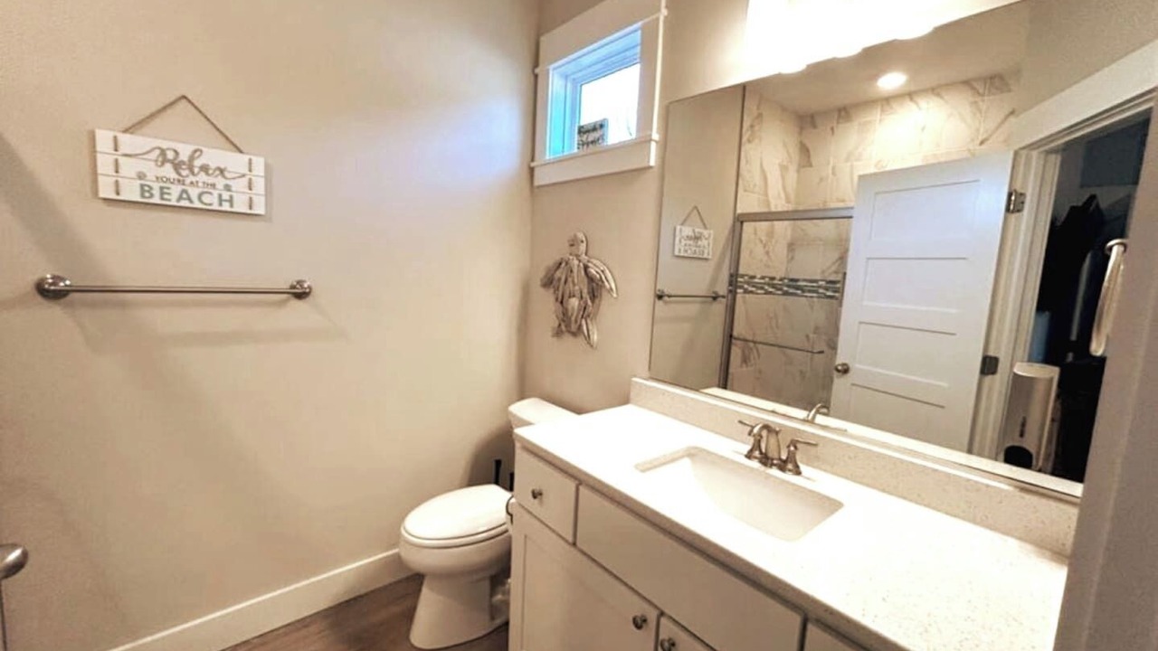 Photo of Bathroom in Corolla Light