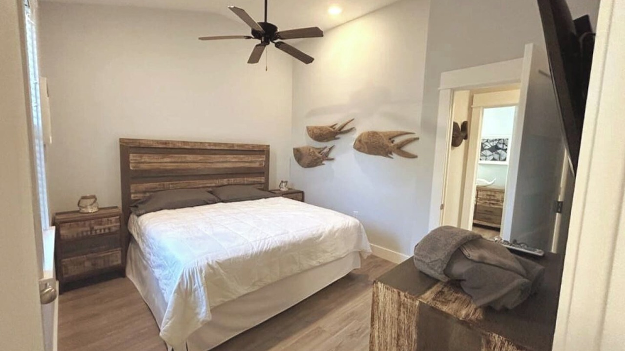 Photo of Bedroom in Corolla Light