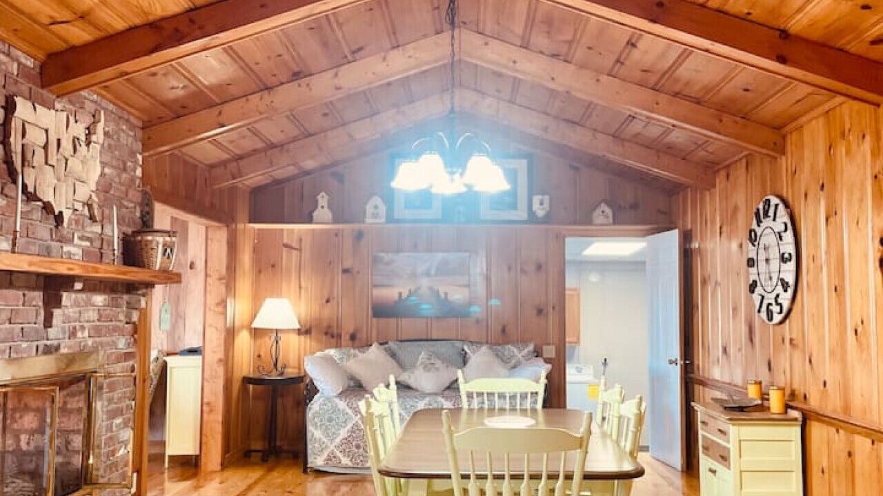 Photo of Livingroom in Centre