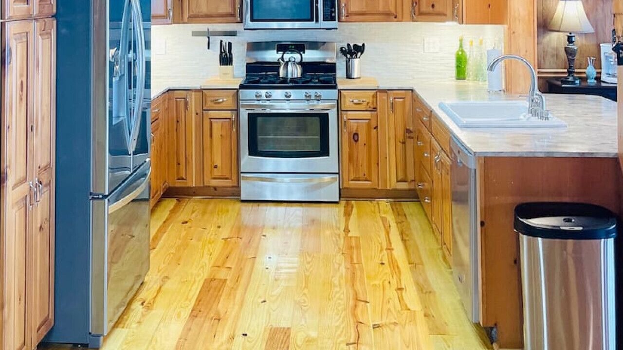 Photo of Kitchen in Centre