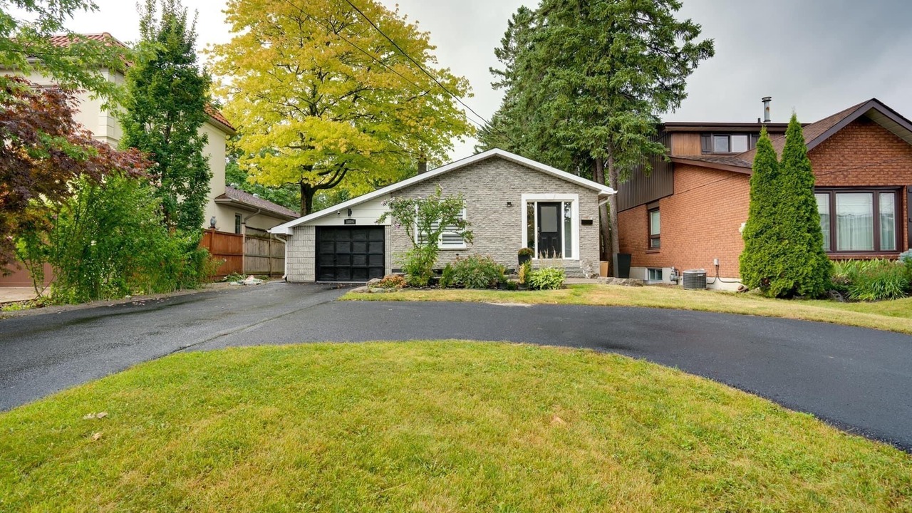 Photo of Outdoor in Pickering
