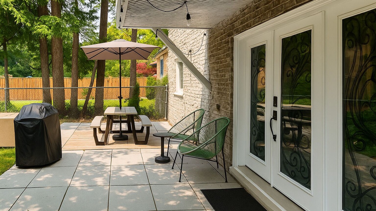 Photo of Outdoor in Pickering