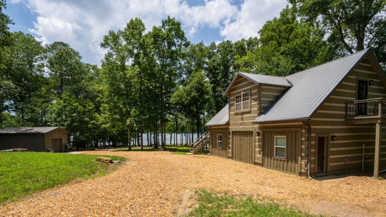 Photo of Outdoor in Cedar Bluff