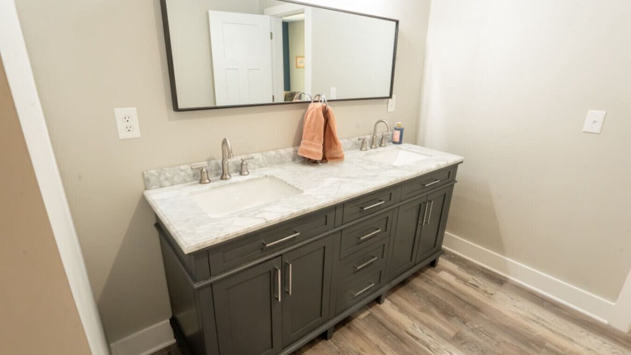 Photo of Bathroom in Cedar Bluff