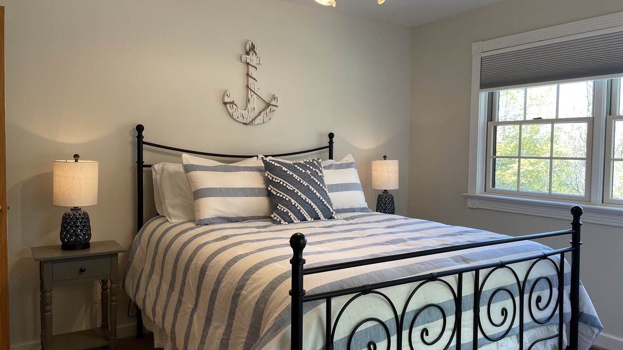 Photo of Bedroom in Wellesley Island