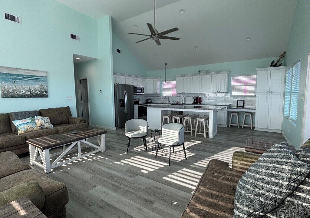 Photo of Livingroom in Gilchrist