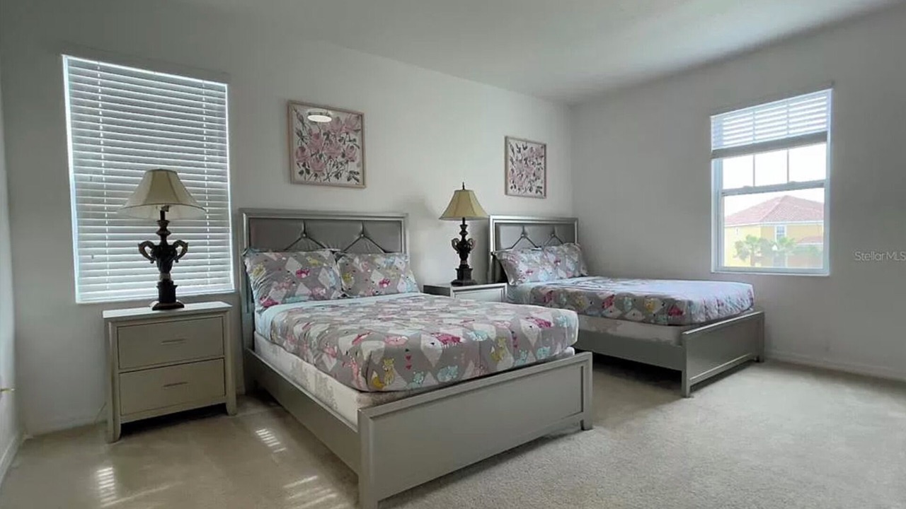 Photo of Bedroom in Bay Lake