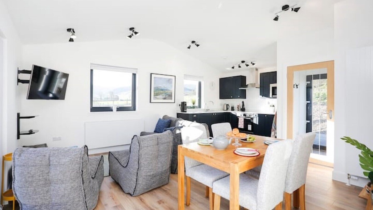 Photo of Others in Peebles