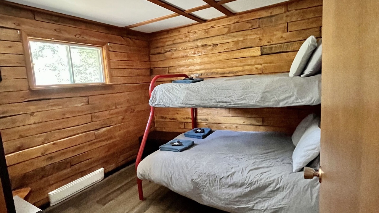 Photo of Bedroom in Sioux Narrows Nestor Falls