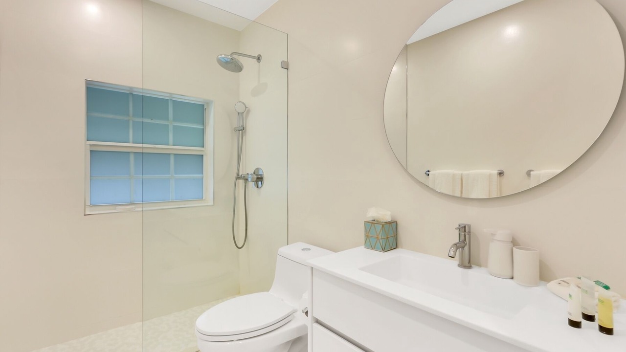 Photo of Bathroom in Southwest Ranches