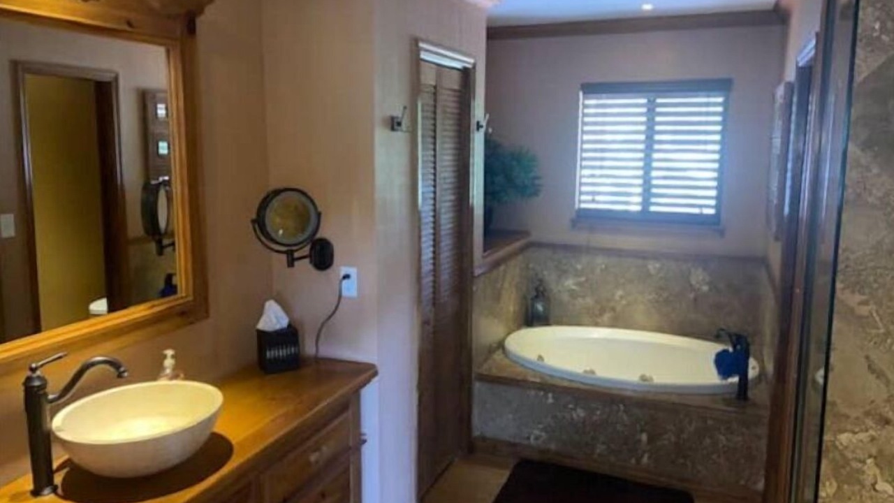 Photo of Bathroom in Old Town