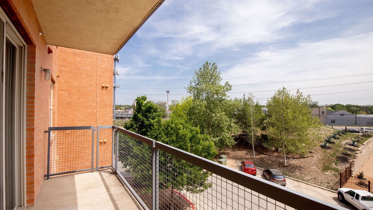 Photo of Outdoor in Arsenal