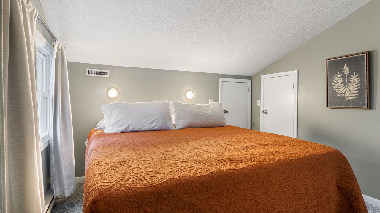 Photo of Bedroom in Osage Beach